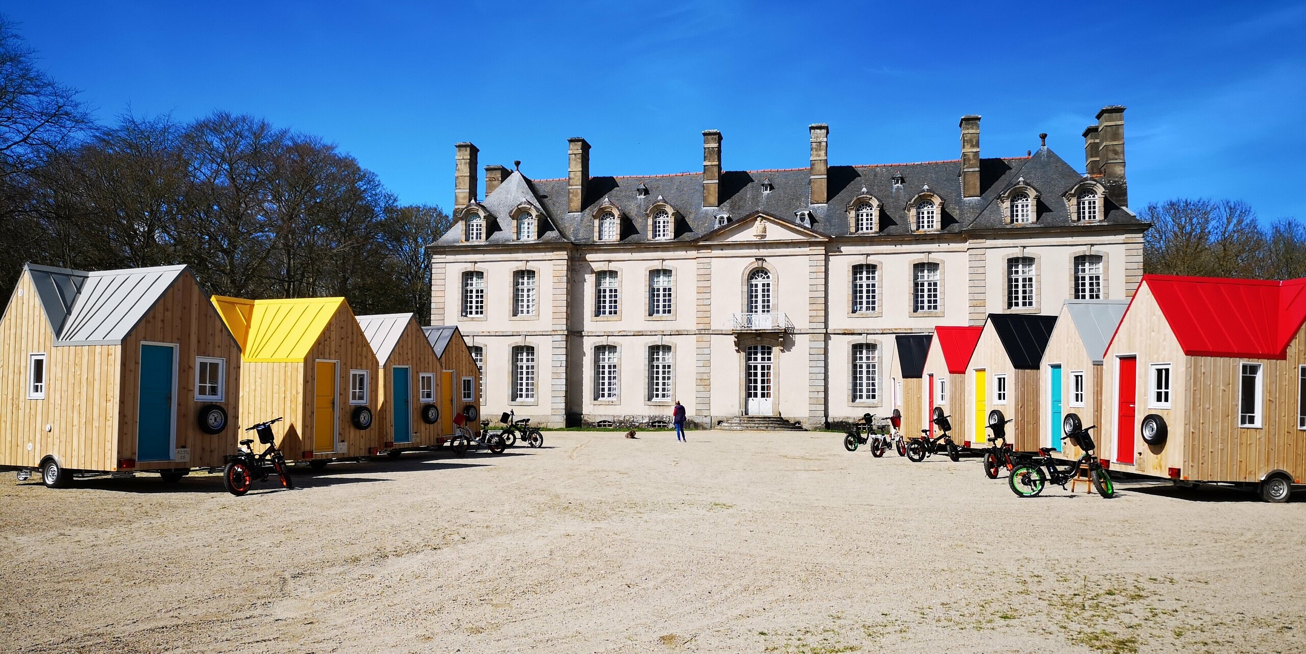 PREFALZ et FALZONAL sur les Tiny Houses mobiles et écologiques des Cahutes